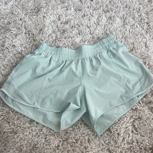 lululemon hotty hots 4” color: wild mint